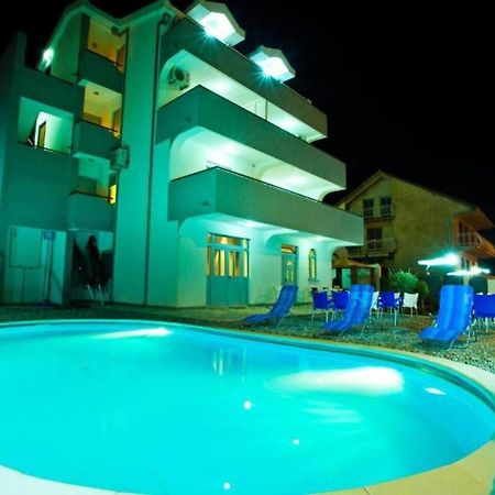 Gemma Di Cattaro Apartments Eksteriør billede